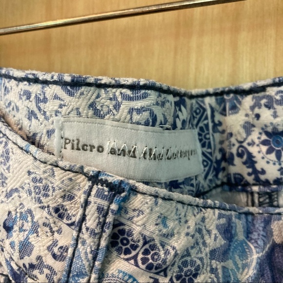 PILCRO & THE LETTERPRESS Sz 29 Floral Tapestry Two Toned  Jeans - Picture 4 of 9